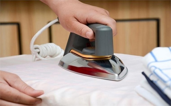 bai-21-tac-dung-cua-dong-dien-xoay-chieu-do-cuong-do-va-hieu-dien-the-xoay-chieu-1-2